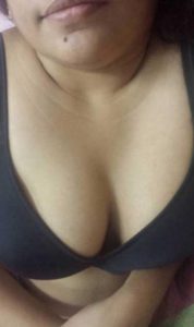 huge boobs horny aunty showing mast tits from blouse