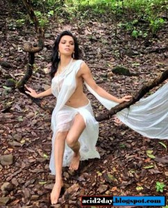 nude indian girl jungle pix