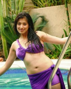 bangladesi girl naked photo with bra and scarf near swimming pool