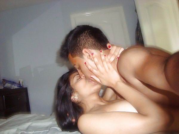 The hottest Indian Kissing Photo Collection - photo 6