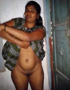 hot desi south indian bhabhi naked pic