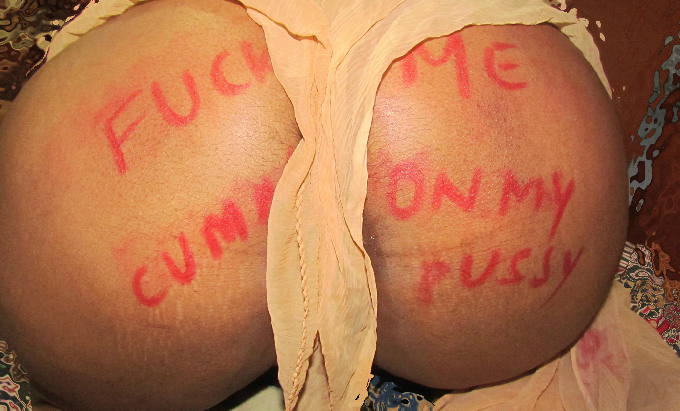 Attractive Desi Indian Bhabhies Sexy Big Bum XXX - photo 10