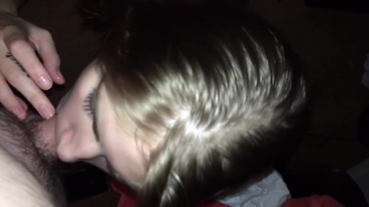 Adventurous Teen Cutie Sensual Blowjob Photos - photo 18