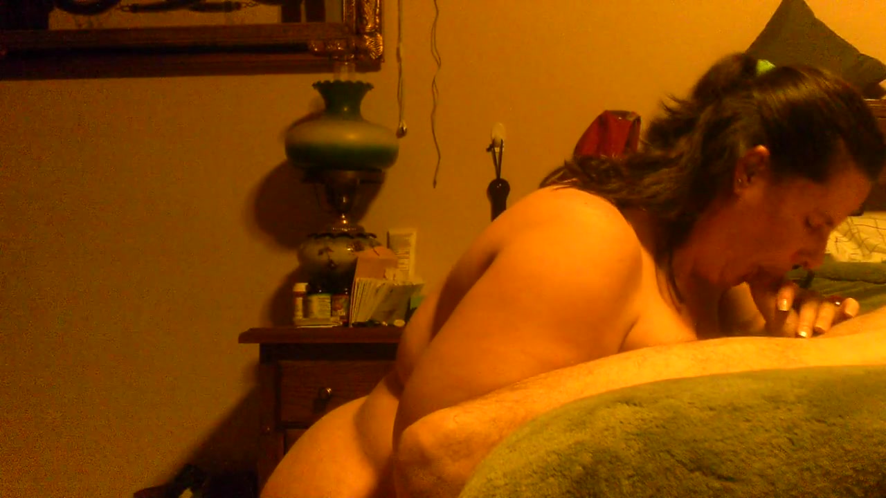 Chubby Milf Erotic Full Nude Blowjob Photos - photo 24