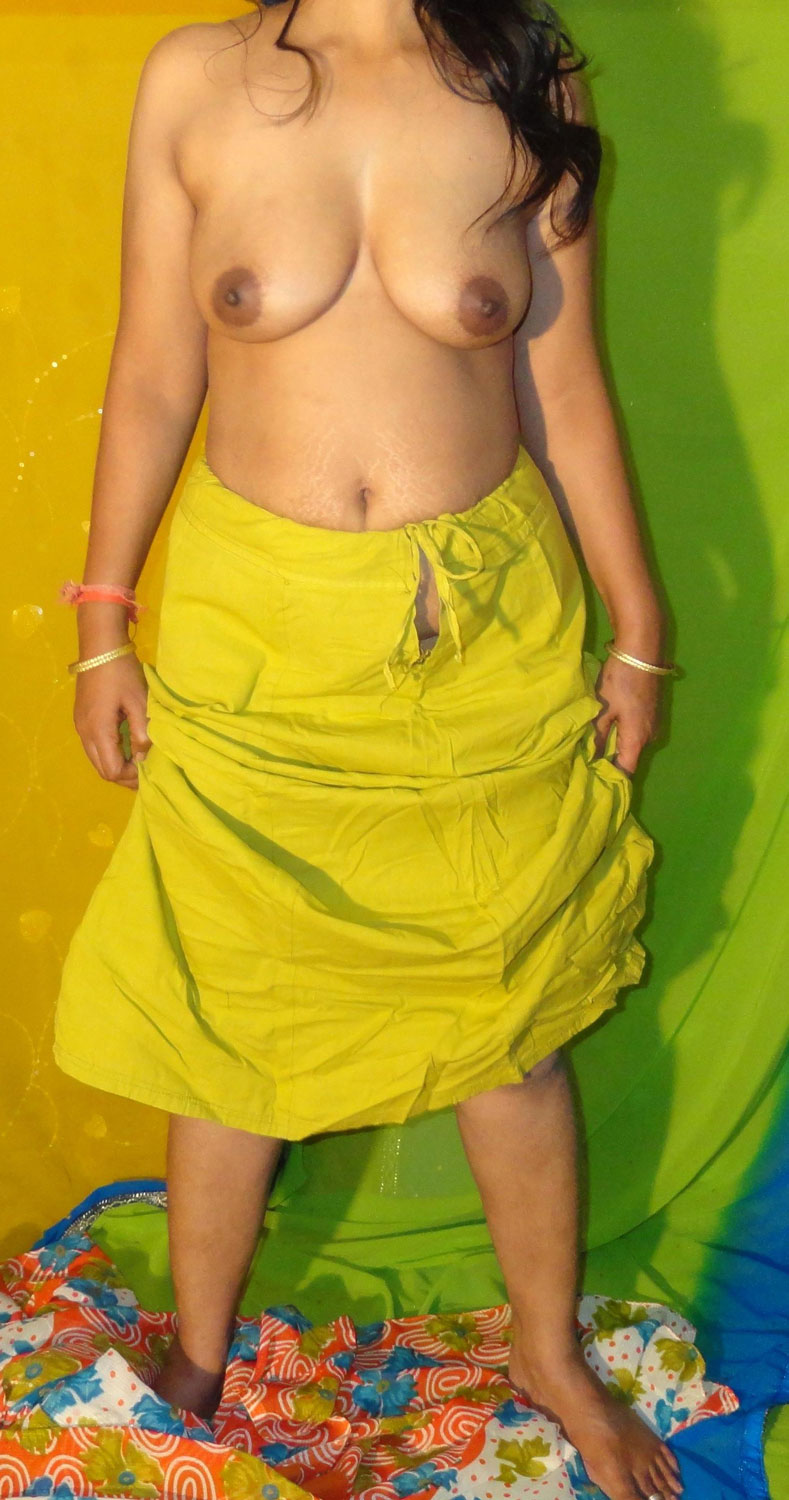 Gorgeous Desi Girls Amateur Nude Pussy Images - photo 27