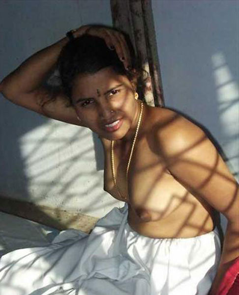 Beautiful Desi Indian Teen Girls Nude Boobs and Twats - photo 41