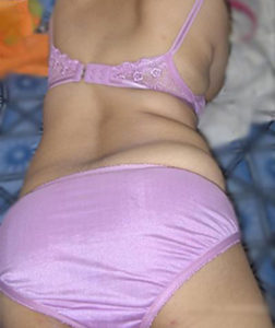 sexy ass curvy babe