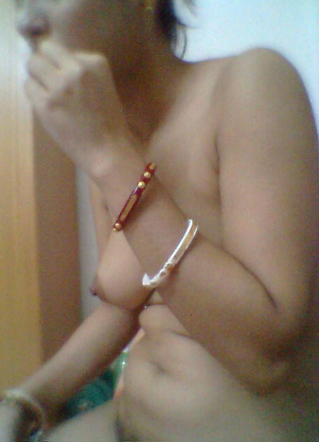 Gorgeous Indian Babe Big Natural Boobs Nude Pics - photo 11