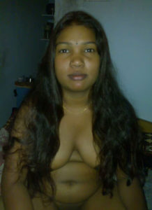 desi aunty nipples naked image