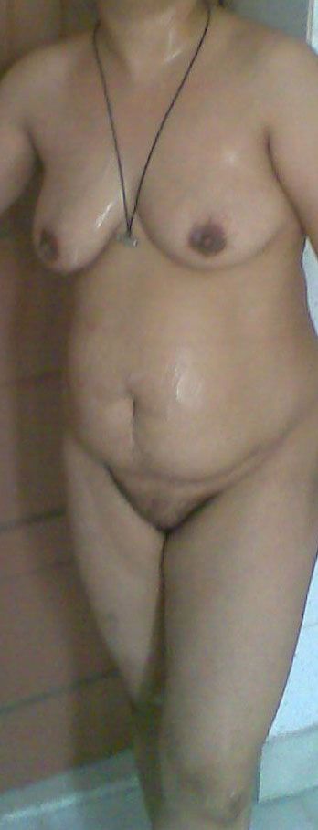 Gorgeous Big Titted Desi Hotties Full Nude Porn Video - photo 8