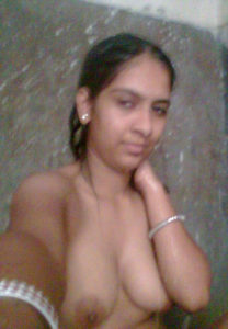 juicy nasty bhabhi tits sexy pic
