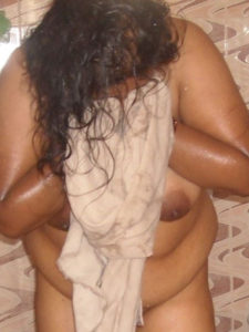 aunty bath nude xxx