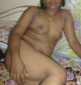 aunty naked desi boobs xx