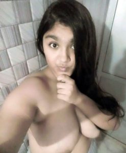 nude teen selfie hot