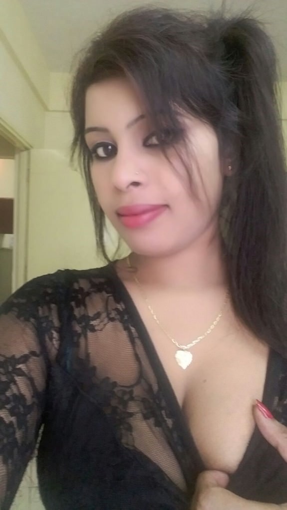 Desi Amateur Office Girls New Leaked XXX Pics - photo 8