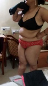 chubby south indian bhabhi naked porn pic