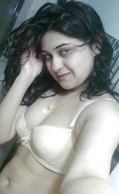 Desi Amateur Girls Hot Nude Selfies Leaked Pics - photo 22