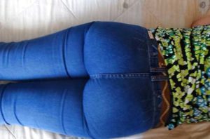 Amateur Bhabhi hot big ass in jeans pic