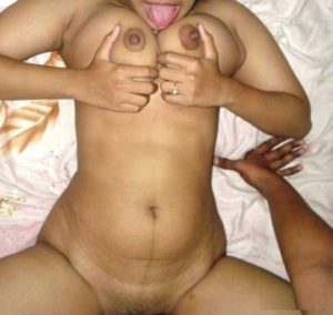 Desi Bhabhi full nude big boobs pic