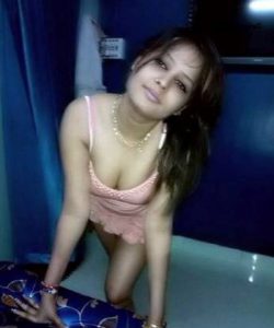 teen indian girlfriend naked image