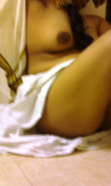 Big Boobs Desi Aunties Indian Naked Photo Collection - photo 5