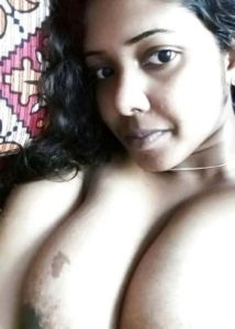 Indian naked boobs aunty
