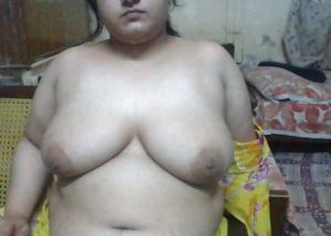 Naked huge boobs pic