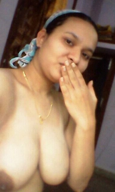 Sexy Bhabhi Boobs XXX Porn Pics - photo 14