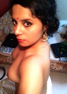 bhabhi boobs