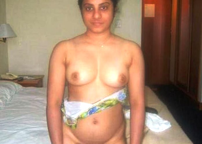 Hottie Indian Aunties Nude Boobs Desi Photos - photo 9