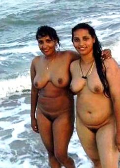 Desi Nude Bhabhi Tits Sexy Indian XXX Pictures - photo 23