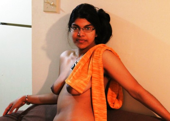Desi Bhabhi Full Naked Indian XXX Private Pics - photo 14
