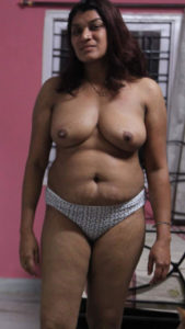 big boobs super hot aunty
