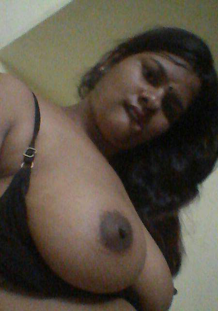 Desi Big Boobs Indian Aunty Stripping Naked Photos - photo 20