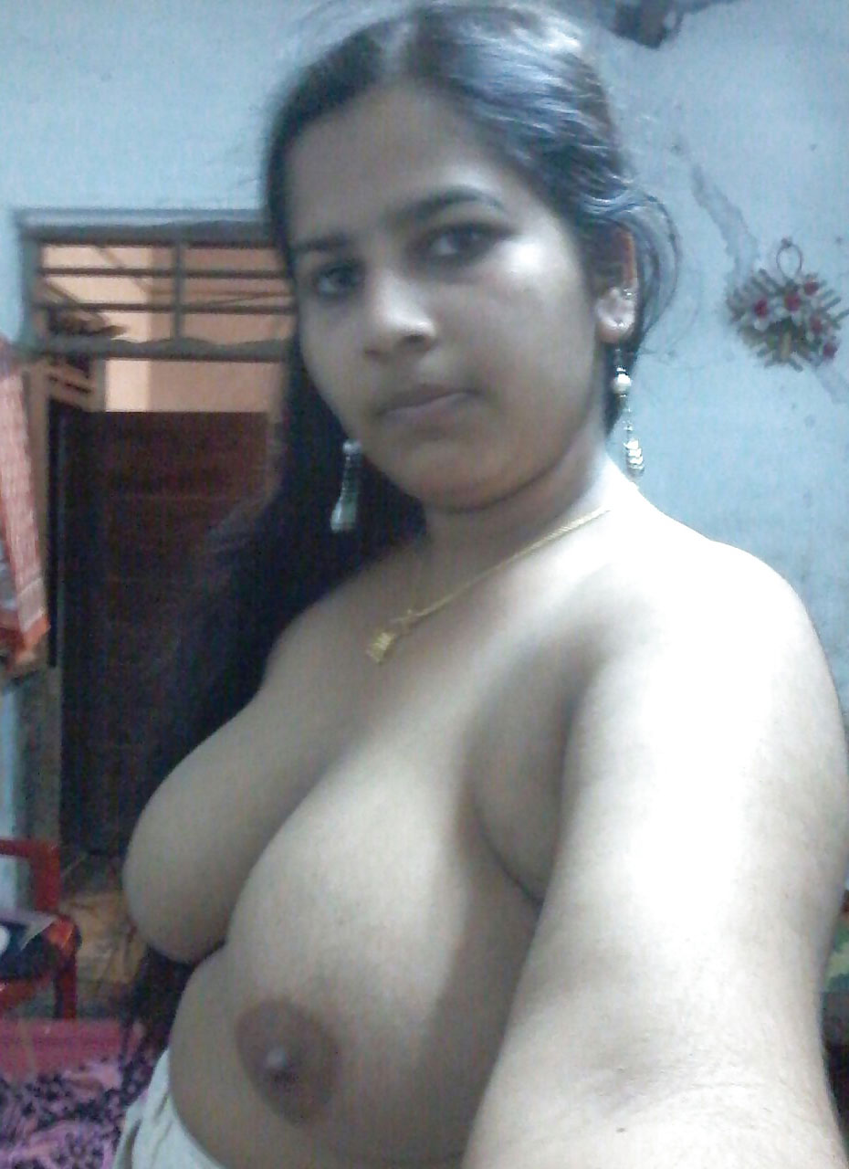 Juicy Indian Busty Bhabhi Boobs XXX Images - photo 7