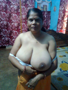 huge tits desi aunty