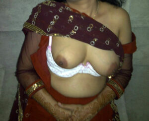 naked desi babe