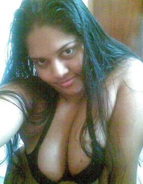 Random Indian Amateur Girls Boobs